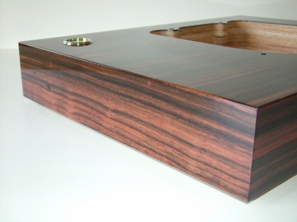 Garrard 301 Makassar 16